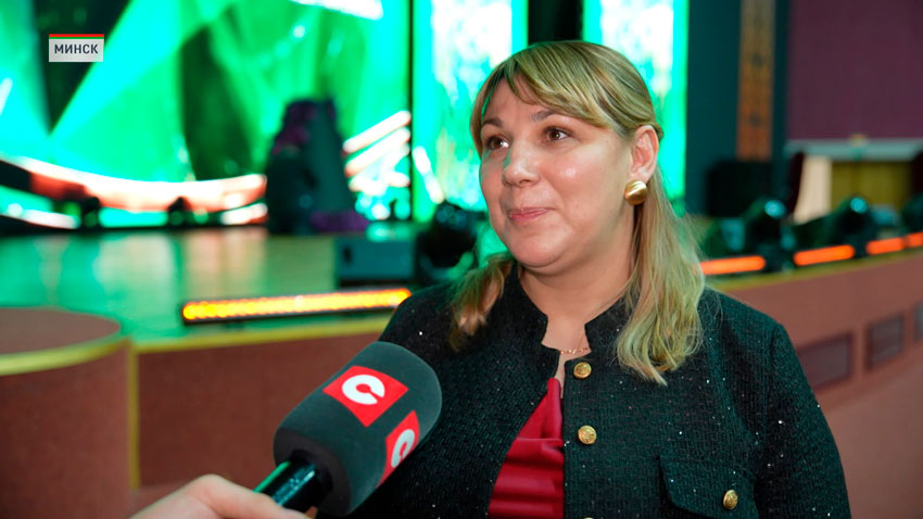 «Образец для молодежи»! Орден Матери вручили 26 многодетным минчанкам