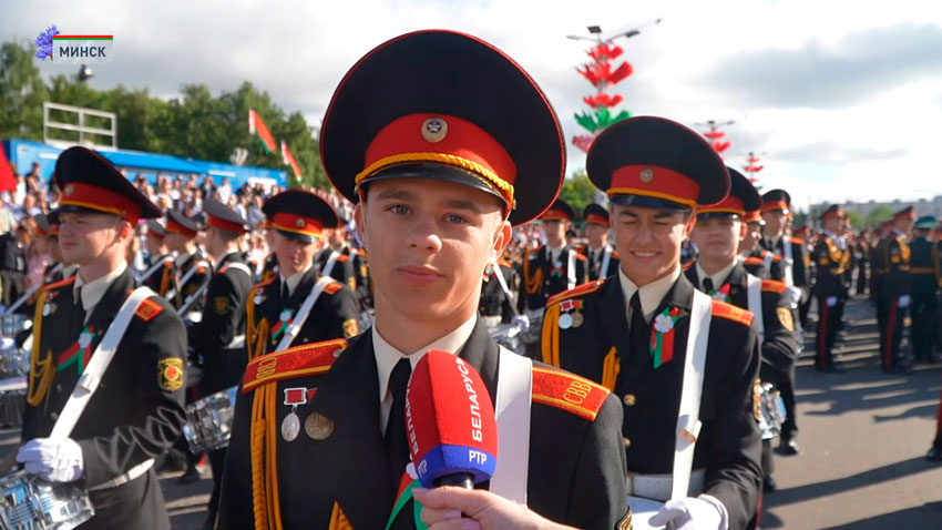 К параду мы готовились с осени. Перед парадом было волнение, но сейчас уже адаптировался.