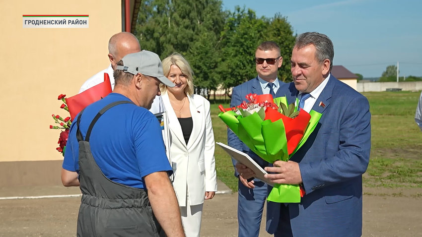Первый комбайнер-тысячник определился в Гродненской области