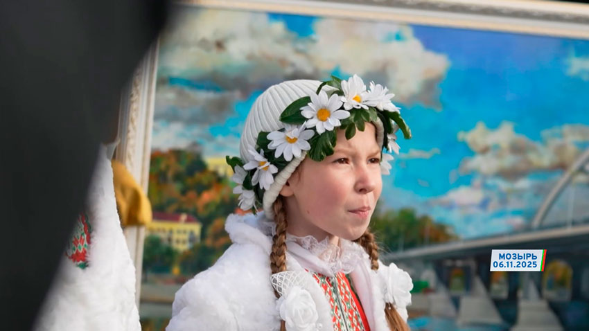 Пусть этот мост будет дорогой дружбы и добра.