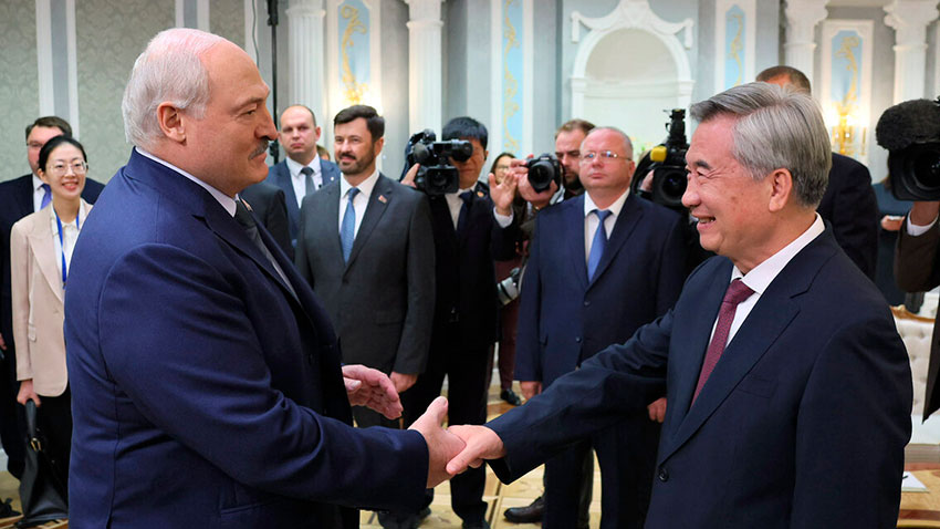 Президент