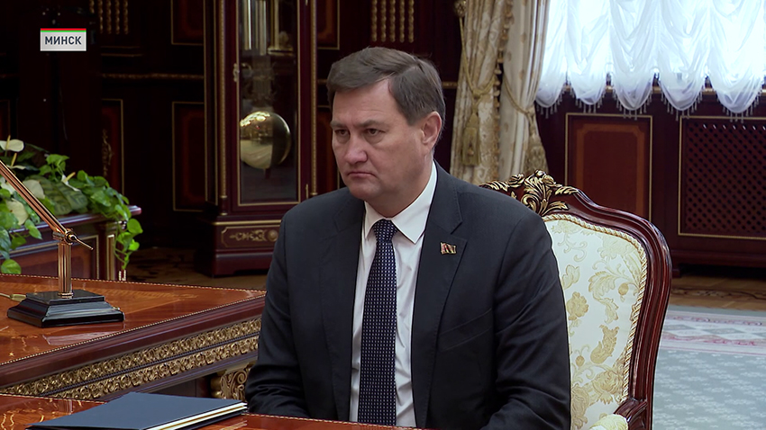 Максим Рыженков с докладом у Президента