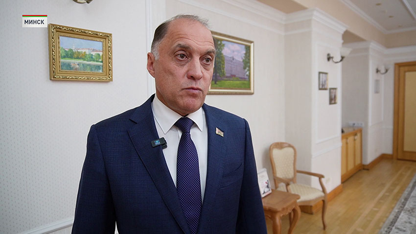 Александр Вольфович