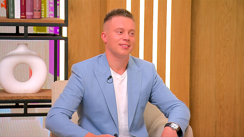Евгений Кислый, певец
