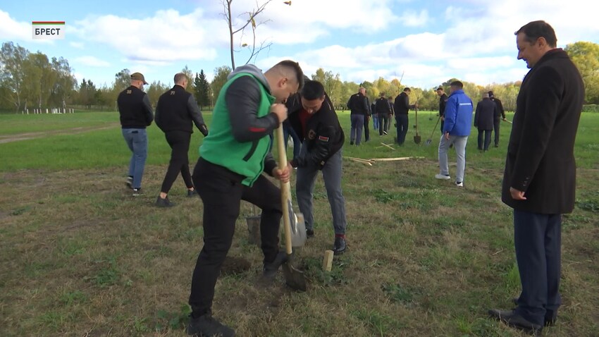 В Бресте завершается строительство Республиканского центра воспитания молодежи. 