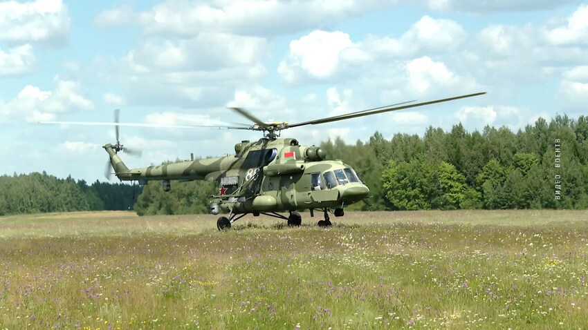 Военнослужащий