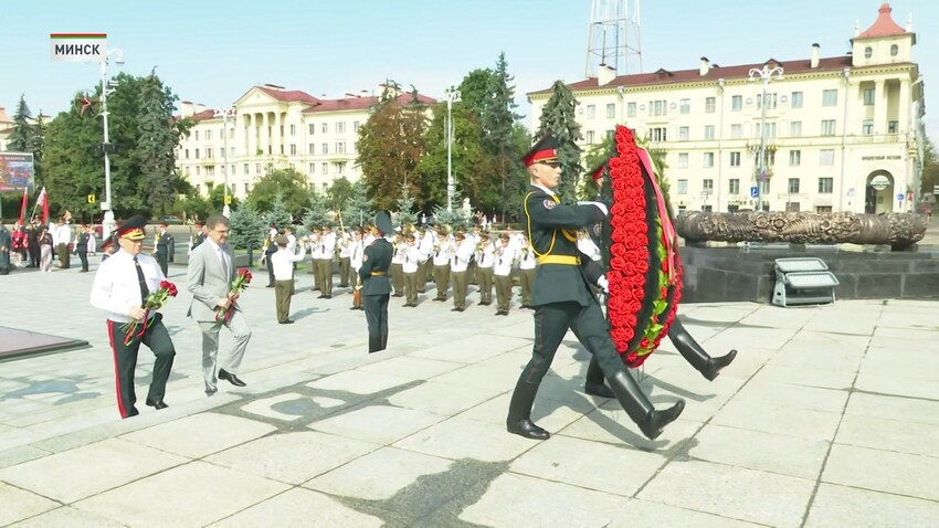 Возложение площадь