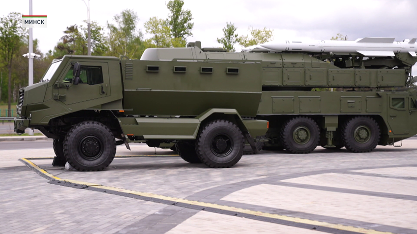 XII Международная выставка вооружения и военной техники