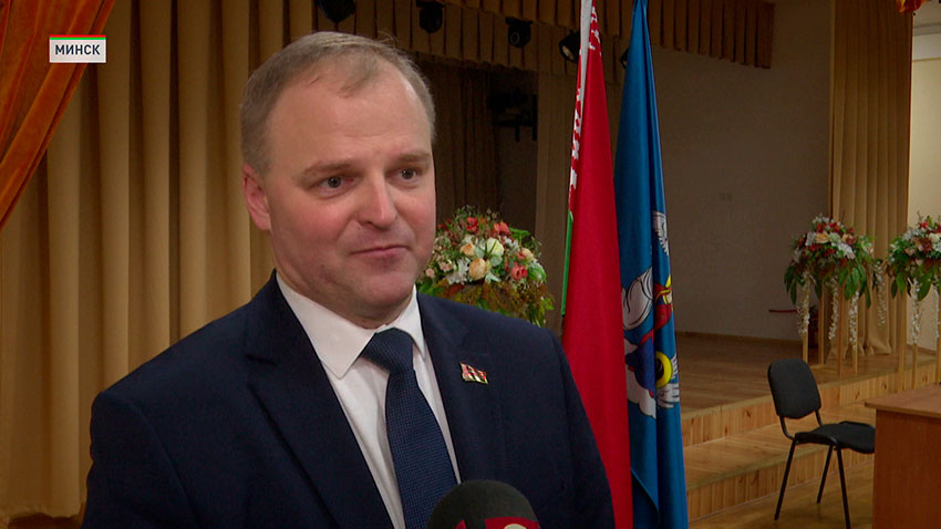 Денис Езерский