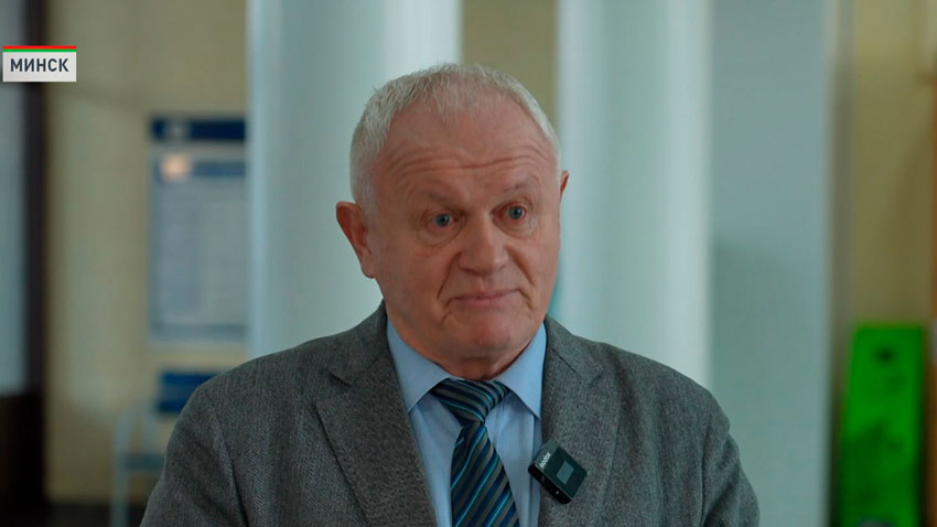 Сергей Дик, политический аналитик