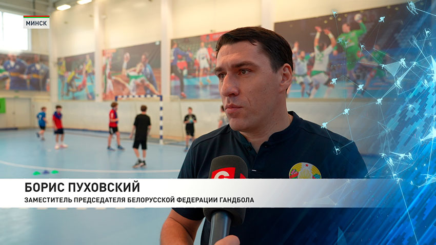 Борис Пуховский