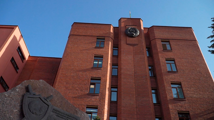 Судимость или служба в армии. Начался процесс возврата в страну молодых людей призывного возраста