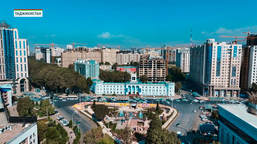 Лукашенко прибыл в столицу Таджикистана, где пройдёт саммит СНГ