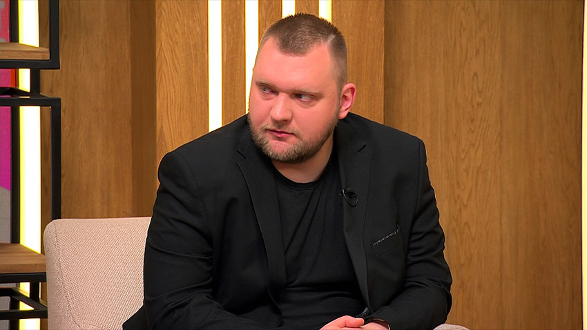 Григорий Азаренок, политический обозреватель ЗАО «Столичное телевидение»