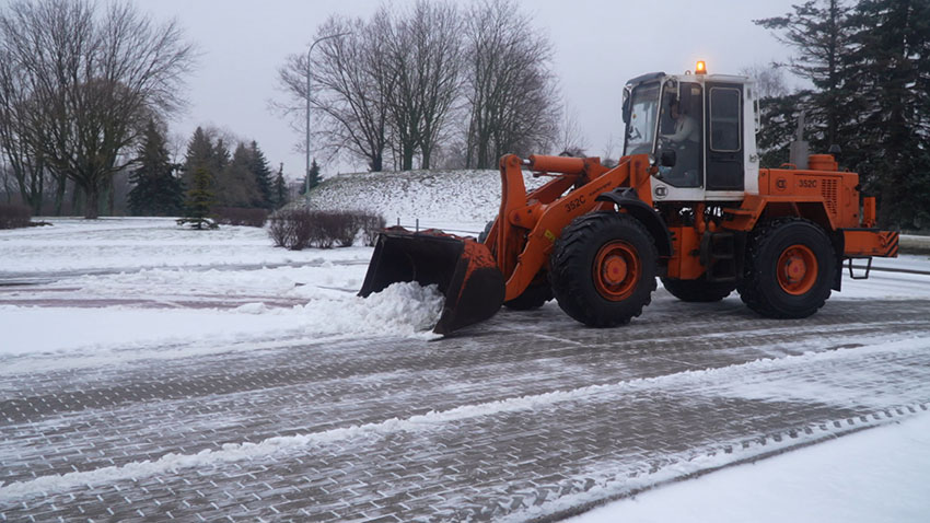 Уборка снега