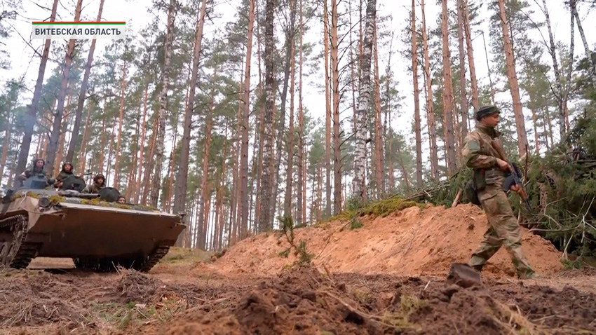 Учение 120-й отдельной механизированной бригады проходит в Витебской области