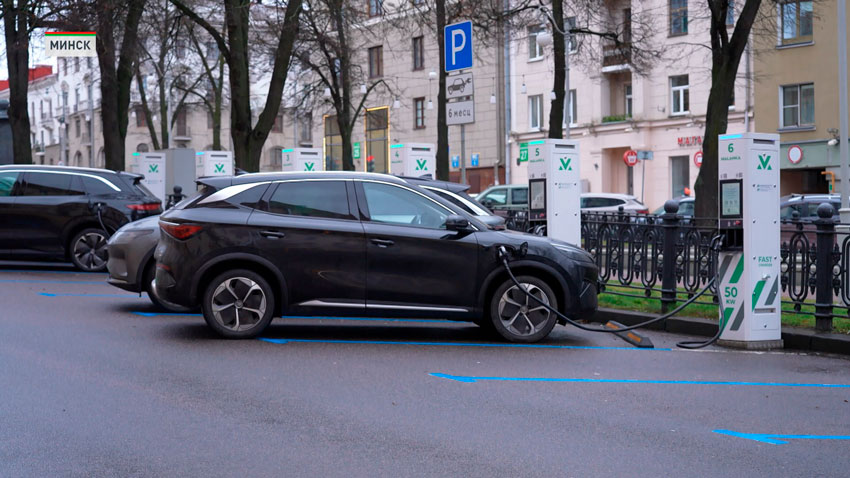 В 2026 году в Беларусь возможен ввоз 20 000 электромобилей на льготных условиях