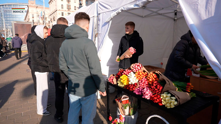 В Минске организуют более 180 точек продажи цветов к 8 марта