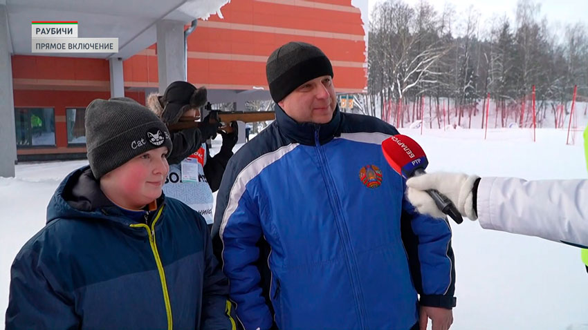 Ожидание, конечно, победы наших спортсменов. Ощущение просто невероятное. Атмосфера просто супер, поэтому очень нам нравится, и мы поэтому здесь.