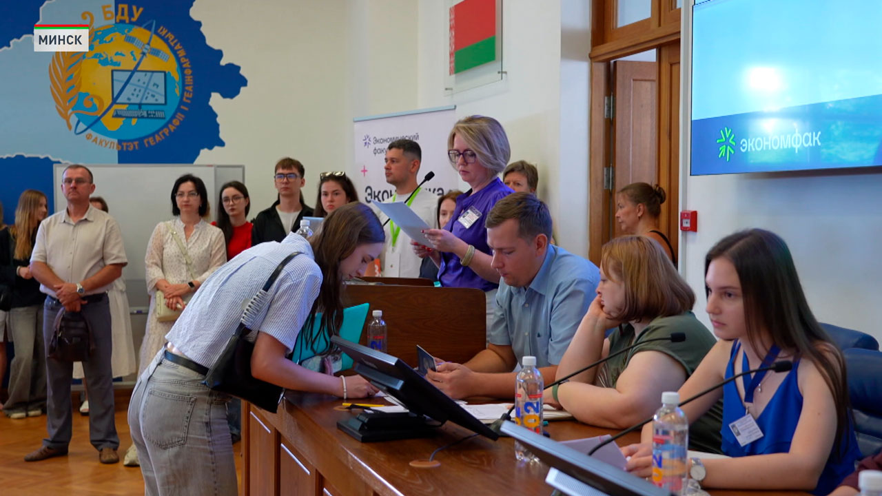 Более 60 тысяч человек! Колледжи Беларуси продолжают принимать документы от абитуриентов