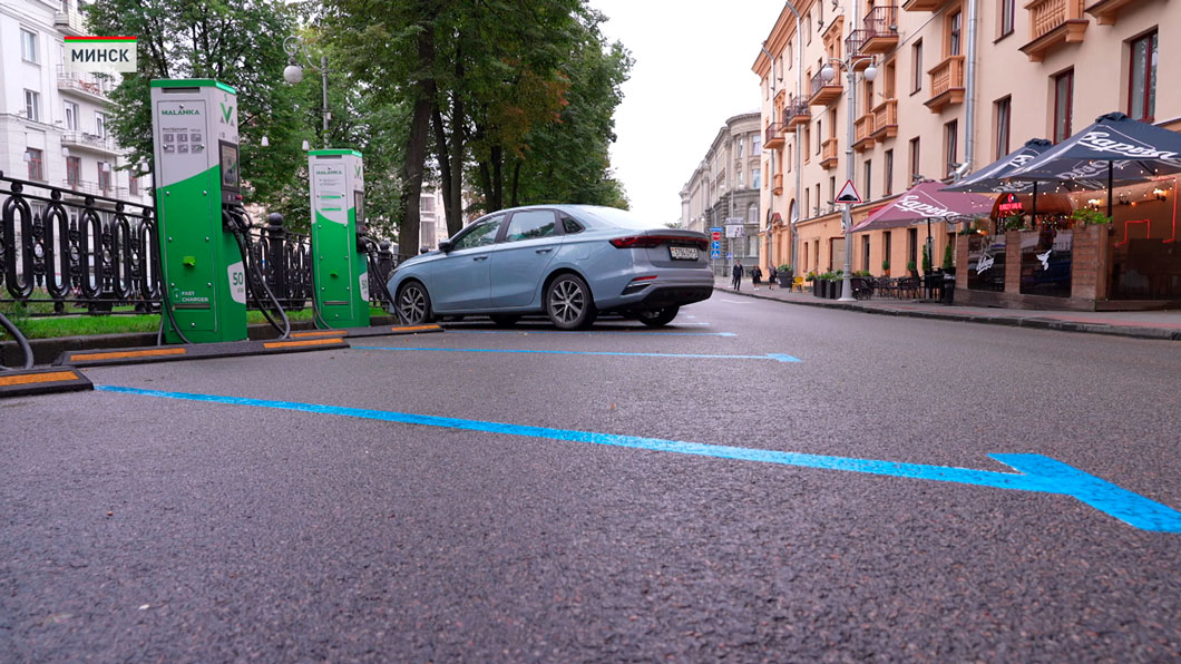 Водители готовятся к новым правилам! Узнали, что изменится в работе платных парковок