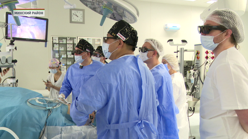 Китайские врачи провели в Минске мастер-класс по лапароскопической хирургии