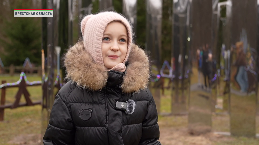 Всероссийский Дед Мороз приехал к белорусскому коллеге в Беловежскую пущу