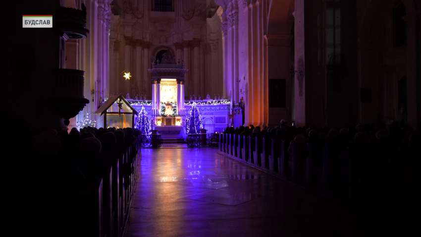 Рождество Христово по григорианскому календарю отмечают христиане Беларуси