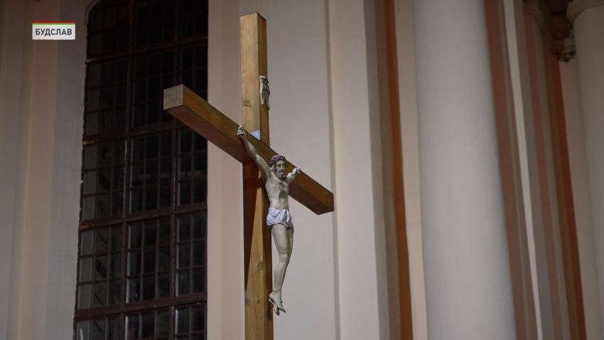 Рождество Христово по григорианскому календарю отмечают христиане Беларуси