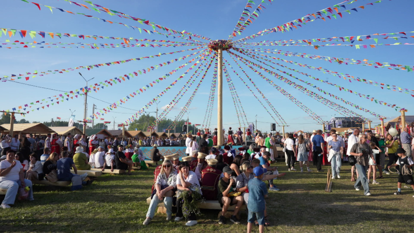 Народные гуляния