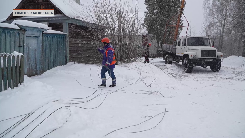 Вадим Синявский провел селекторное совещание по вопросам ликвидации последствий непогоды