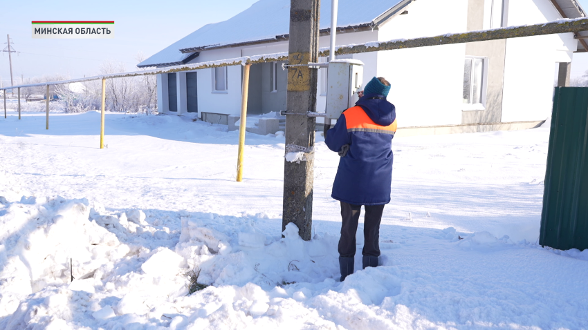 Как белорусские женщины помогают пожилым людям в мороз