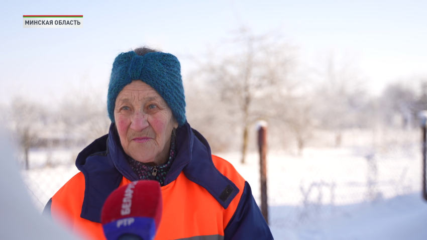 Как белорусские женщины помогают пожилым людям в мороз