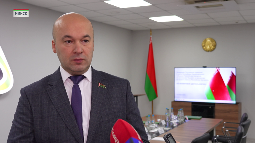 Роман Бродов