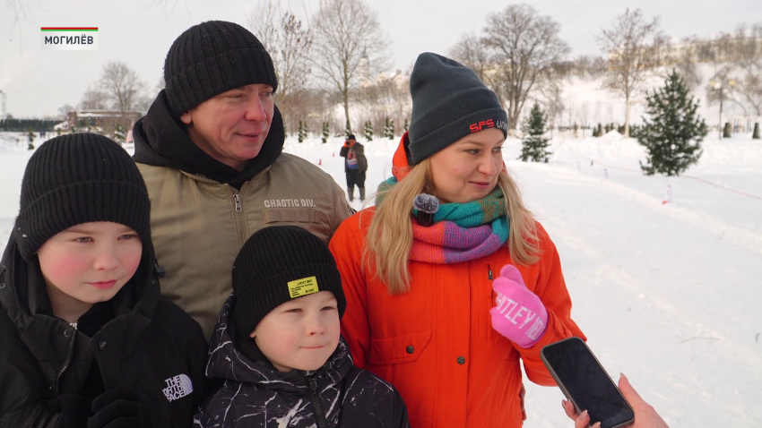 Чемпионат по метанию валенок прошёл в Могилёве