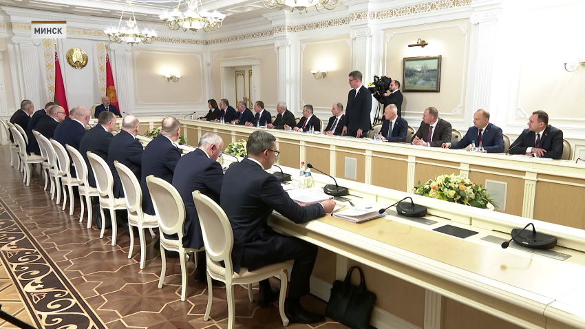 Ключевые экономические вопросы 6 февраля на повестке дня во Дворце Независимости