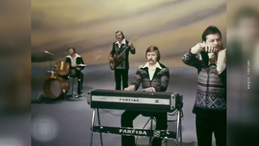 Композитор Пахмутова передала семейный архив главной библиотеке России