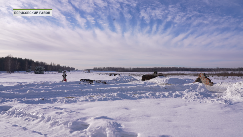 В рамках проверки ВС военнослужащие сдают нормативы по огневой и тактической подготовке