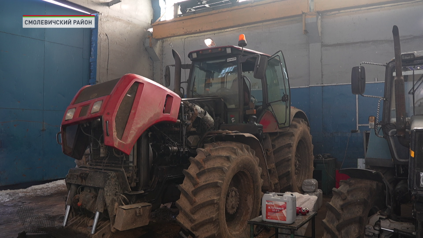 В хозяйствах страны завершается подготовка техники к началу посевной