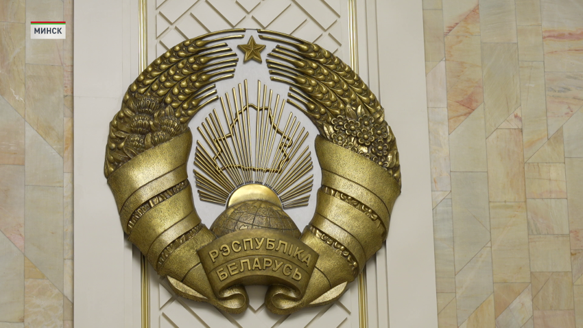 Торжественное собрание, посвященное Дню защитников Отечества, провели в Овальном зале Дома правительства