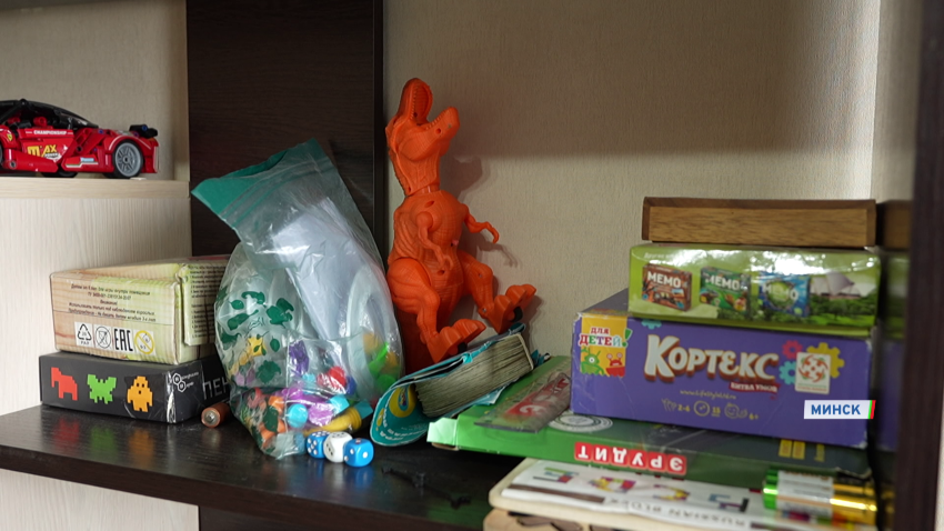 Тайно увёз детей в Луганск и сменил им гражданство – белоруска пытается вернуть сыновей