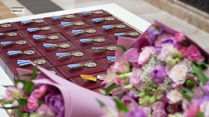 Церемония во Дворце Независимости