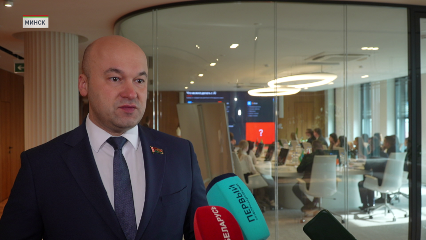 Роман Бродов