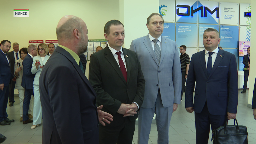 Турчин ознакомился с разработками Института машиностроения НАН