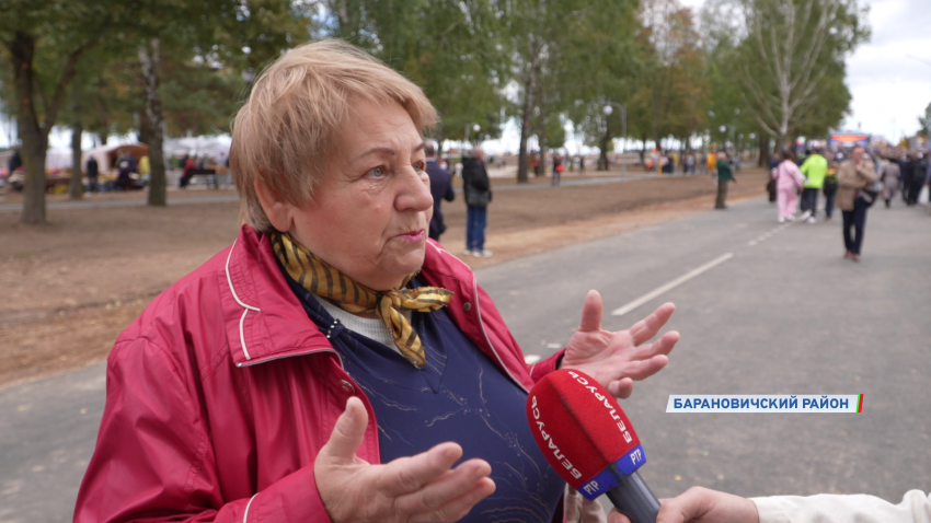 «Дожинки» в Жемчужном! Показываем, как прошел главный праздник аграриев в Брестской области