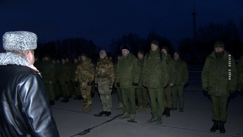 военные 