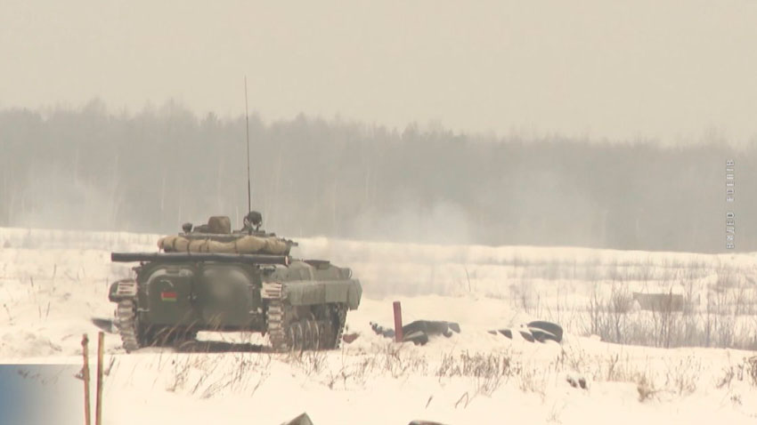 Вольфович доложил Лукашенко об особенностях и промежуточных итогах проверки боеготовности Вооружённых Сил