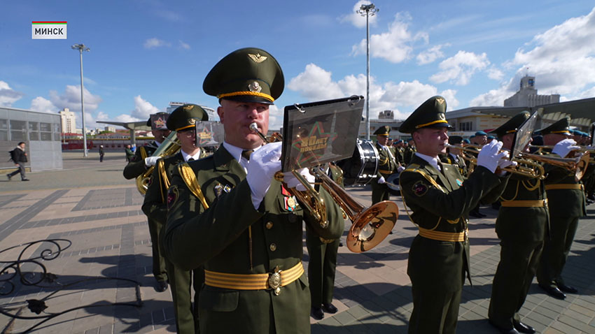 Военные