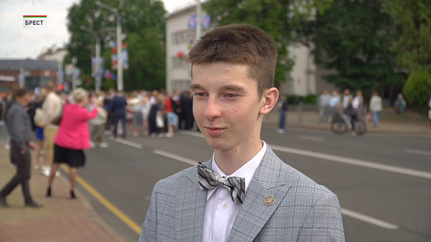 Выпускники
