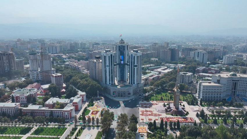 Заседание МПА СНГ проходит в Душанбе